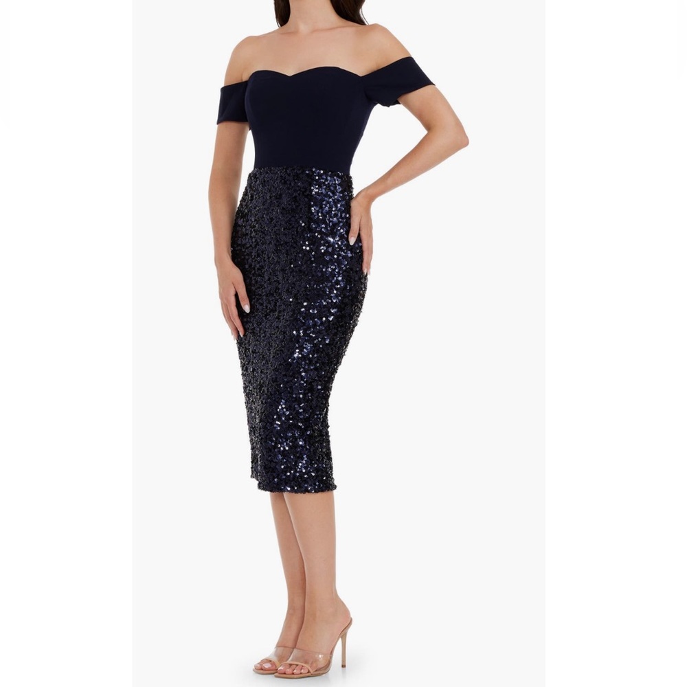 Dress the Population Navy Bailey Velvet & Sequin Sheath Dress - Reemoly